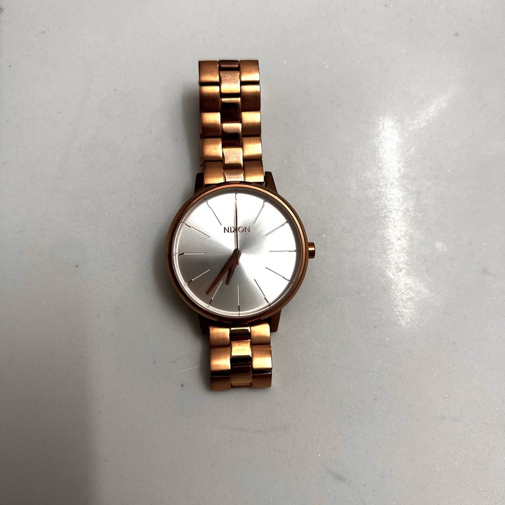 Nixon-The Kensington Watch, ‘Movin’ Out’
